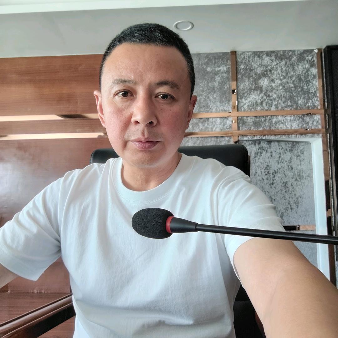 安保运行穆鑫