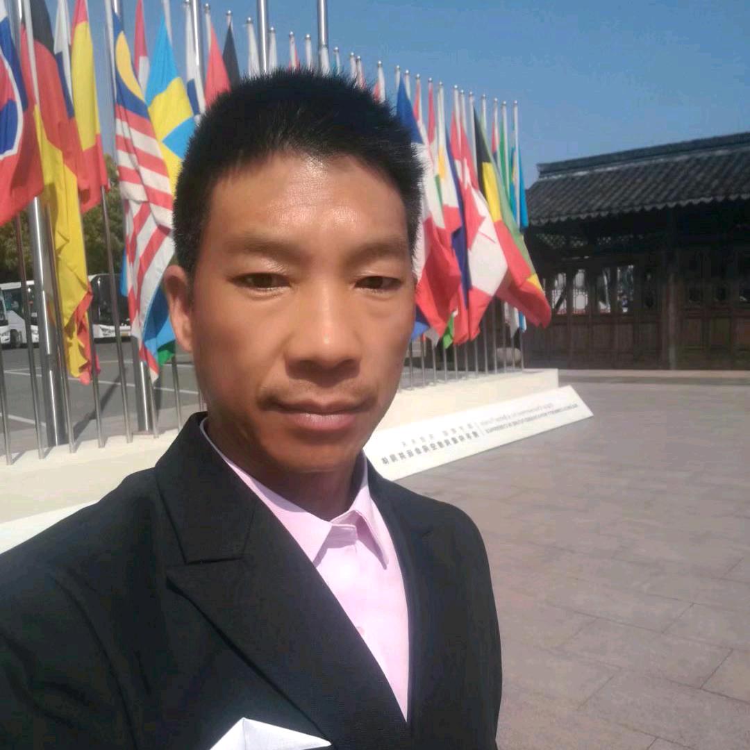 车小二汽车美装(曲靖麒麟东路店)官方号