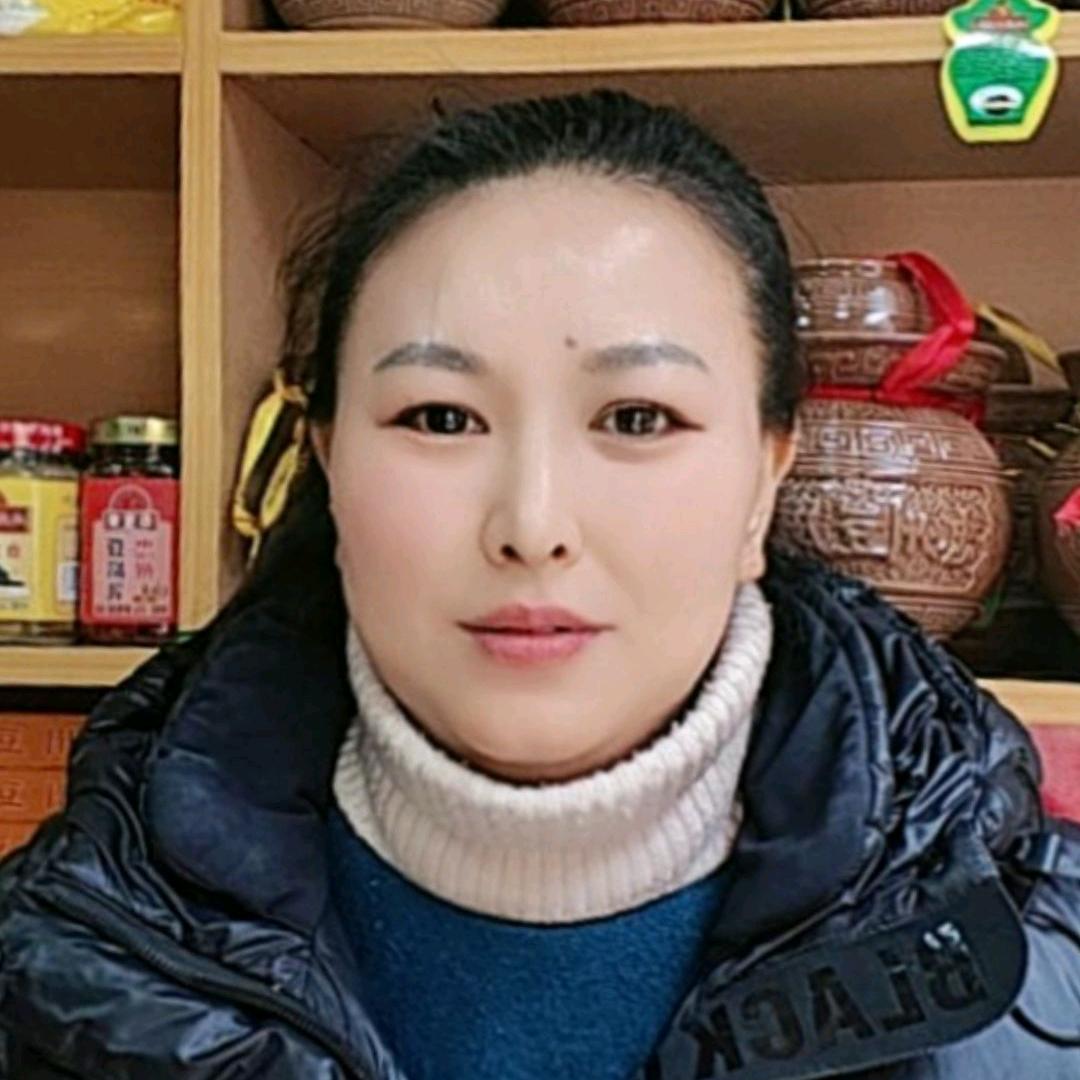 忠县爱喝酒的方妹