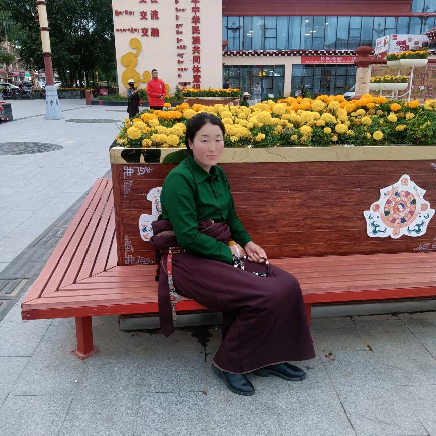 格桑美朵