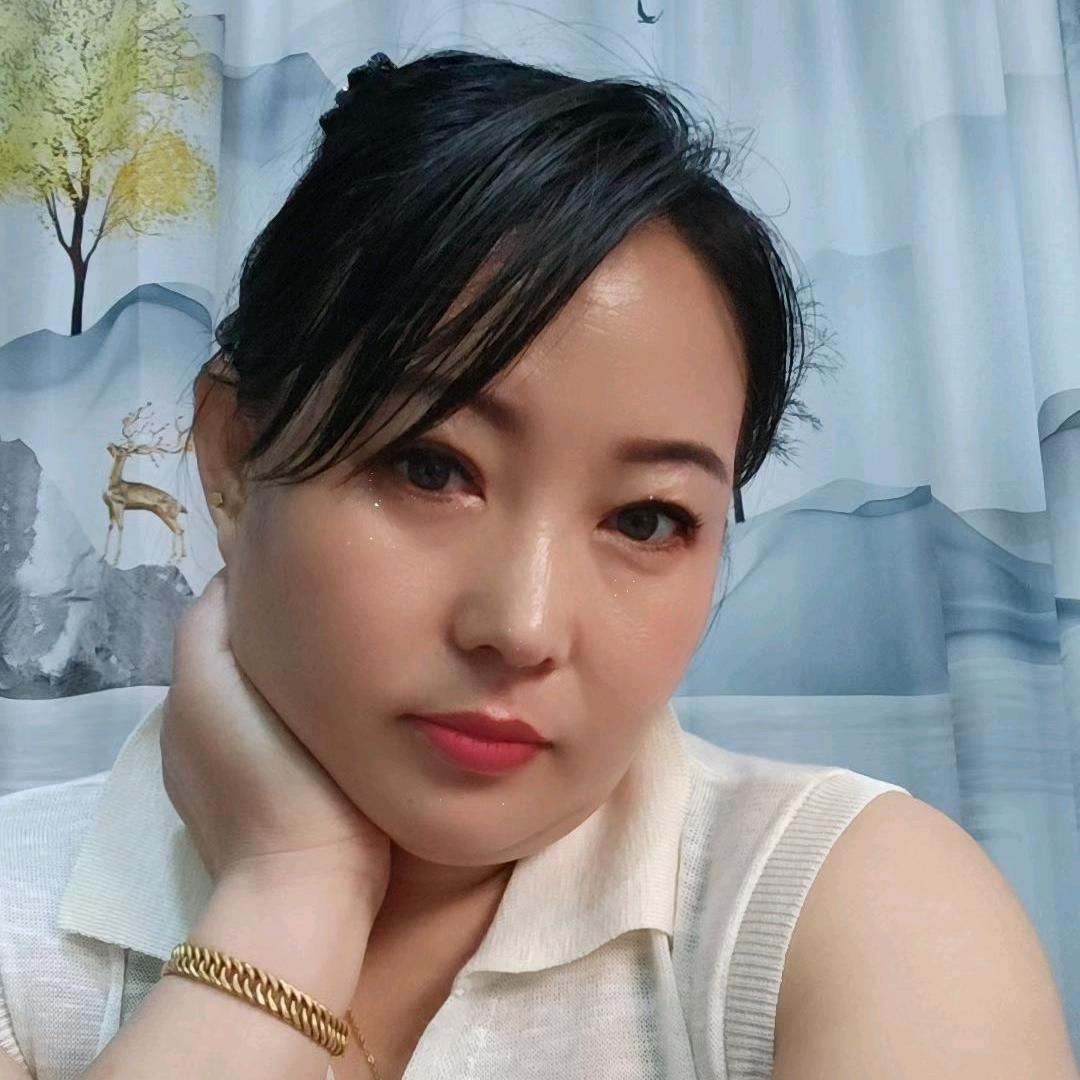 吕梁（鑫绣布艺窗帘）各种地毯