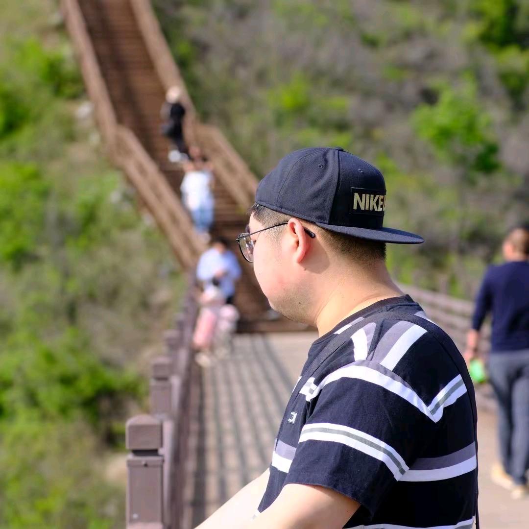 可怜的乌噜噜