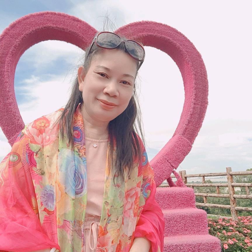 彩琼