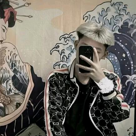 🐕小白🐕二狗