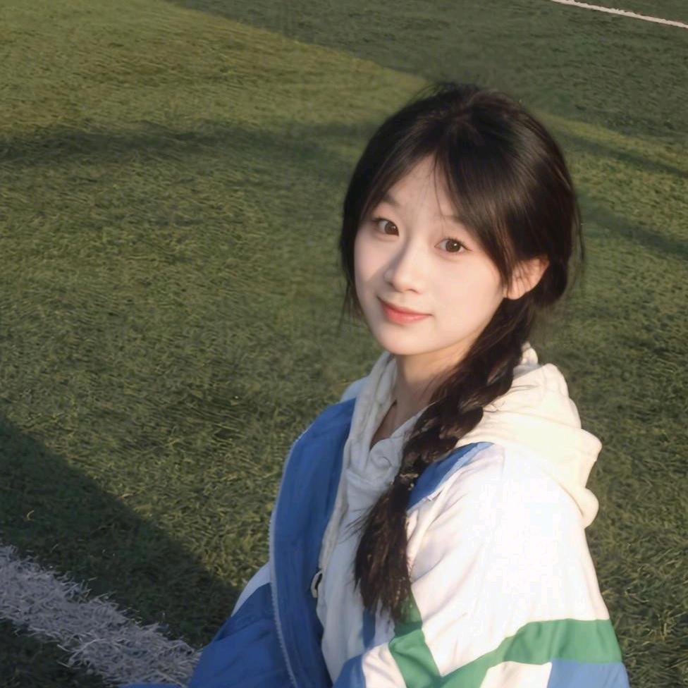 打扮成忧郁总裁被骂装