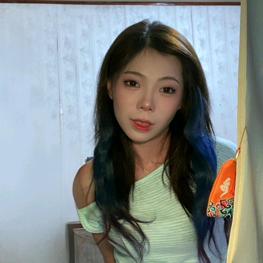 黎星星🌟