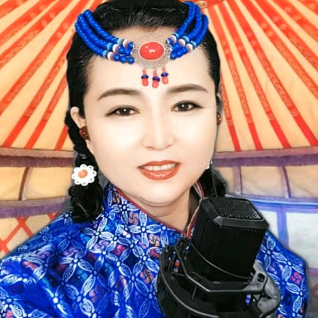 苏日娜（女中音歌手）