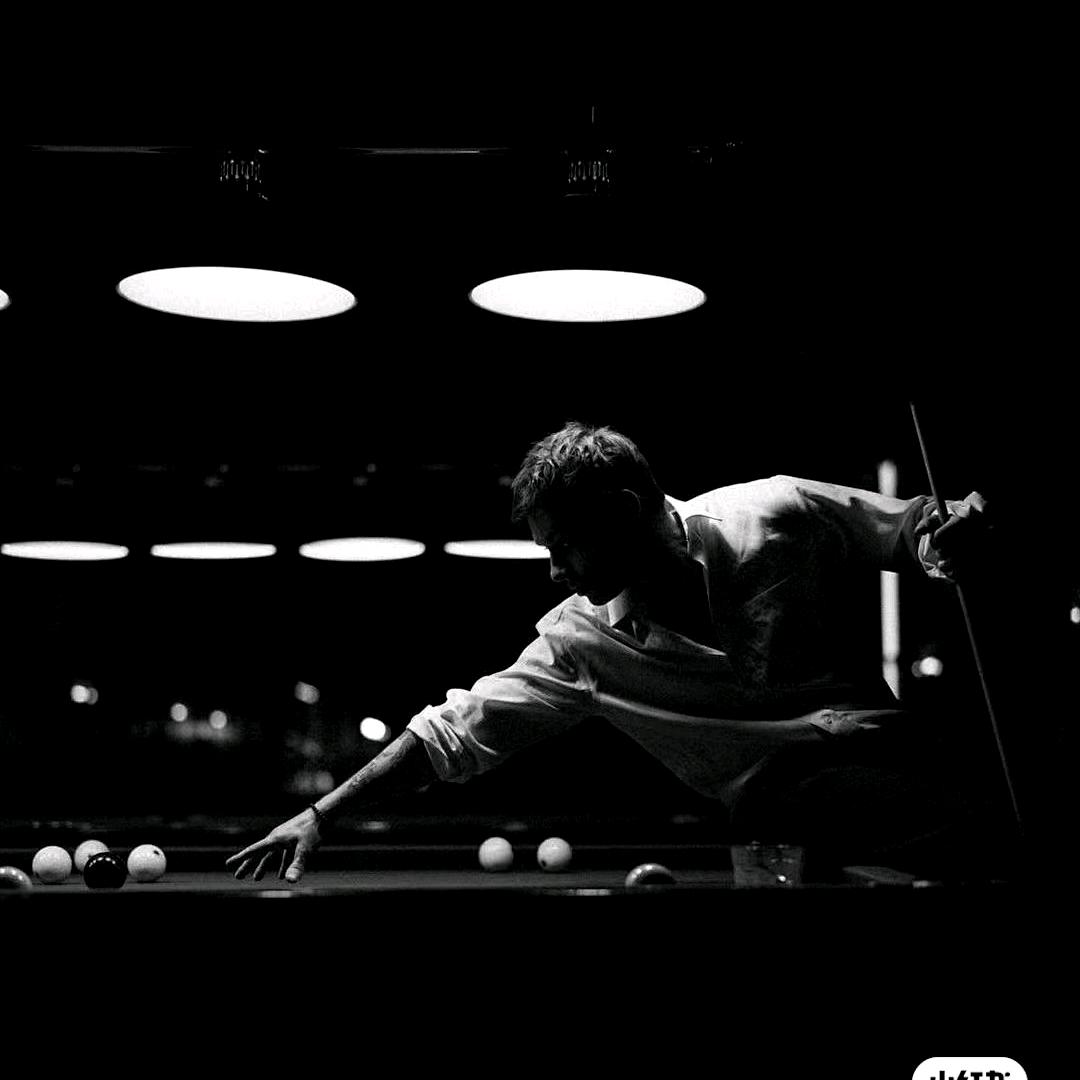 圣人‘打’台球