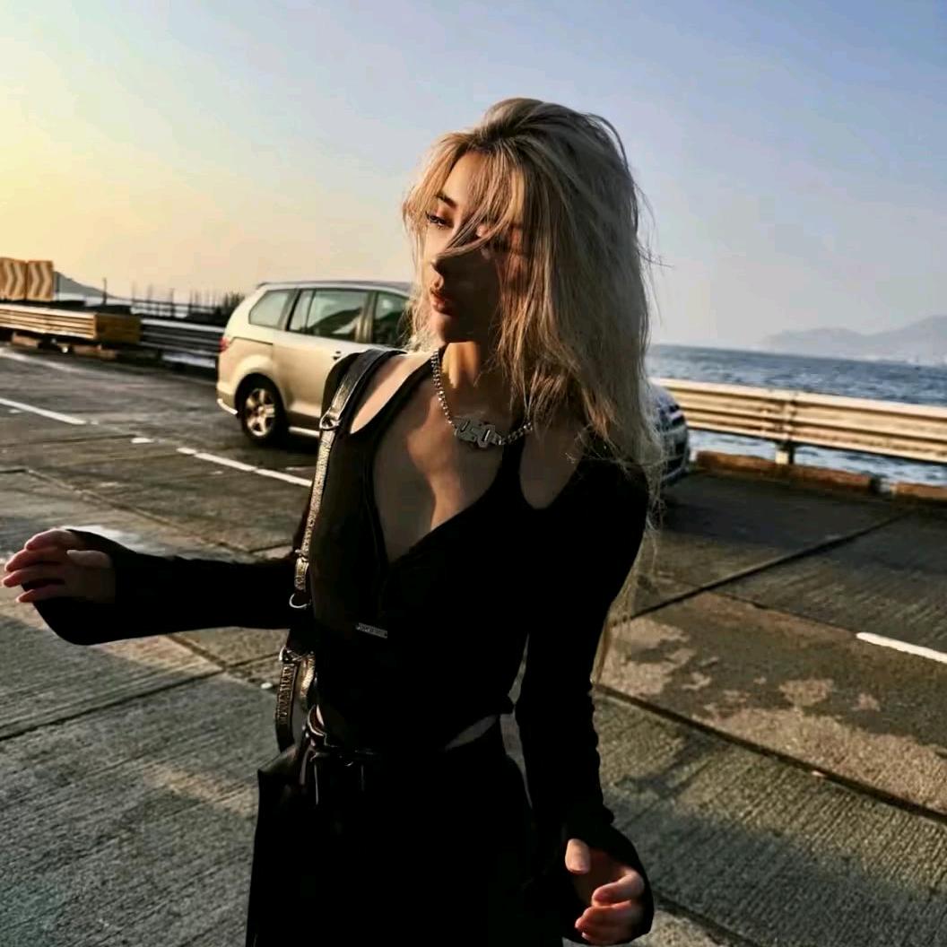 小憶.