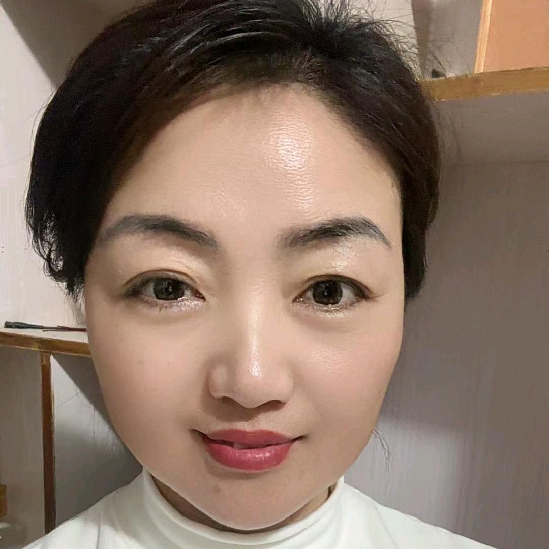 微微笑（伟）孟家肉铺加工脆皮肠，香肠