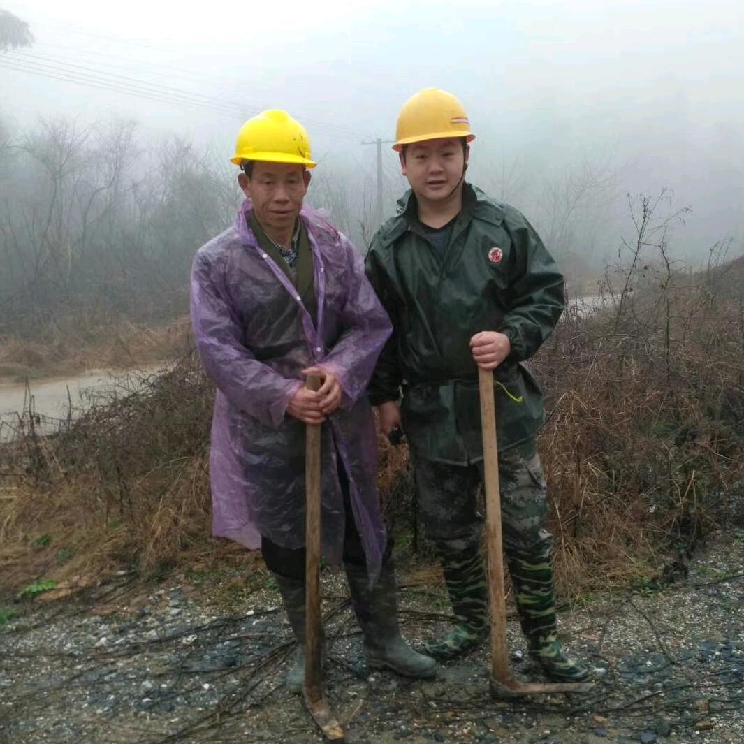 深山觅药人