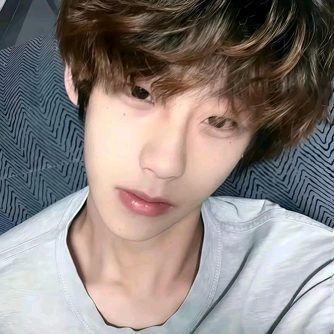 -小新