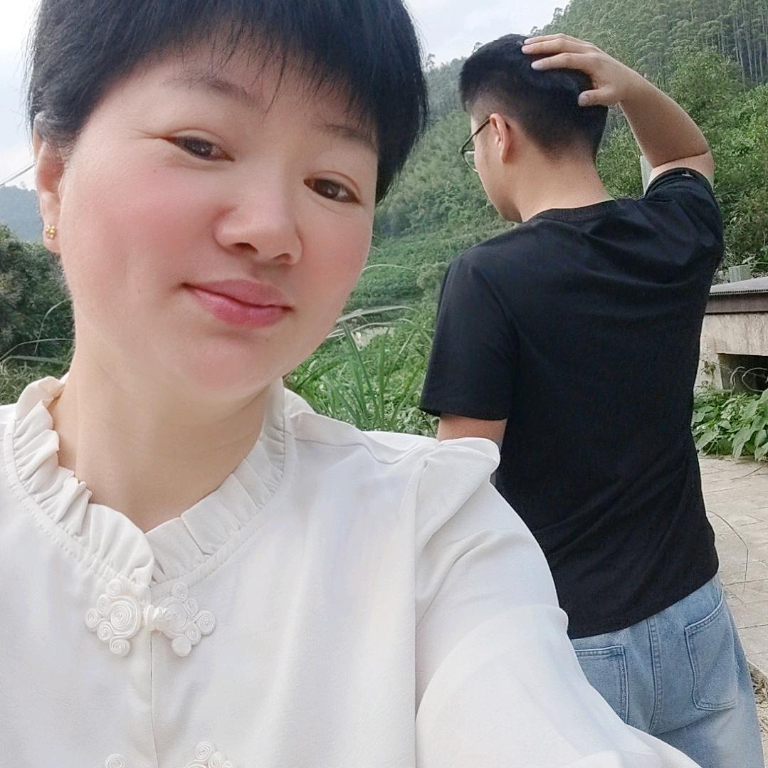 黄丽玲
