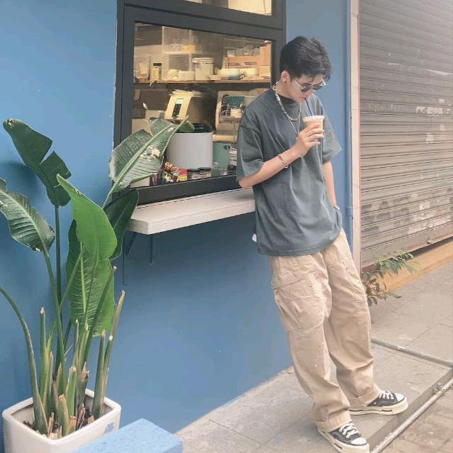 鑫鸿运装饰揸fit人-杨宏文