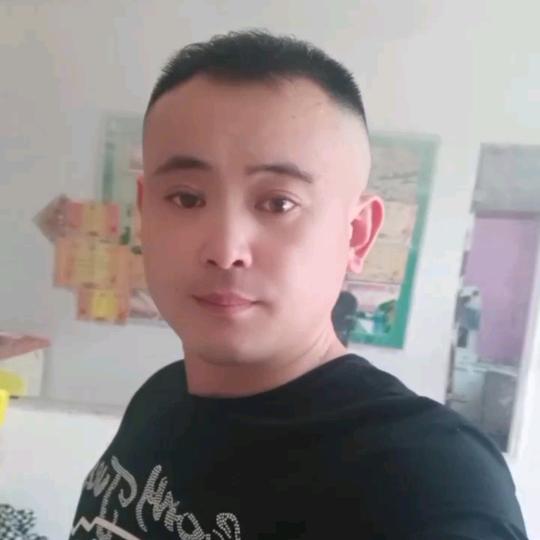 河南商丘萬先生在昆山
