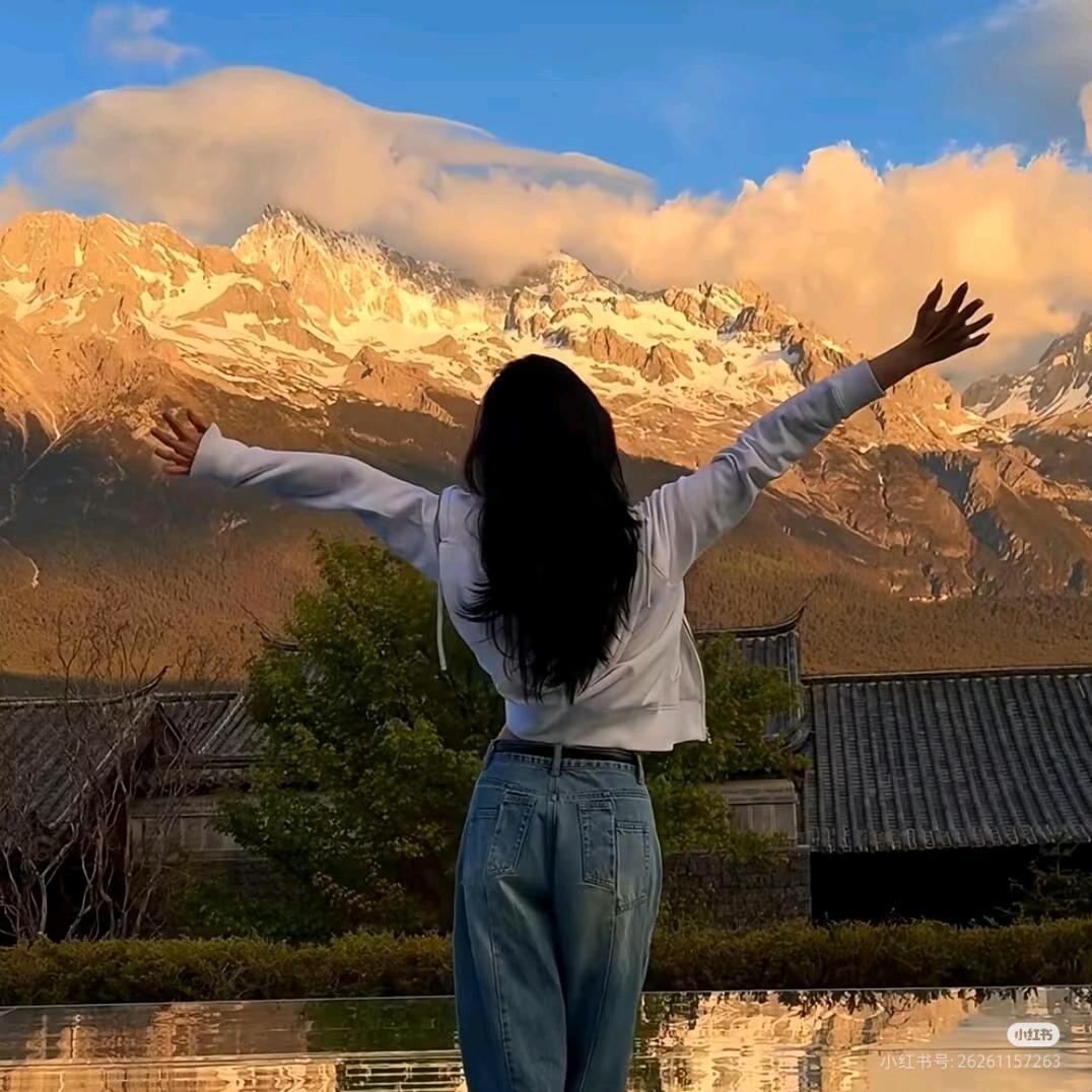 玲玲NE的OOTD