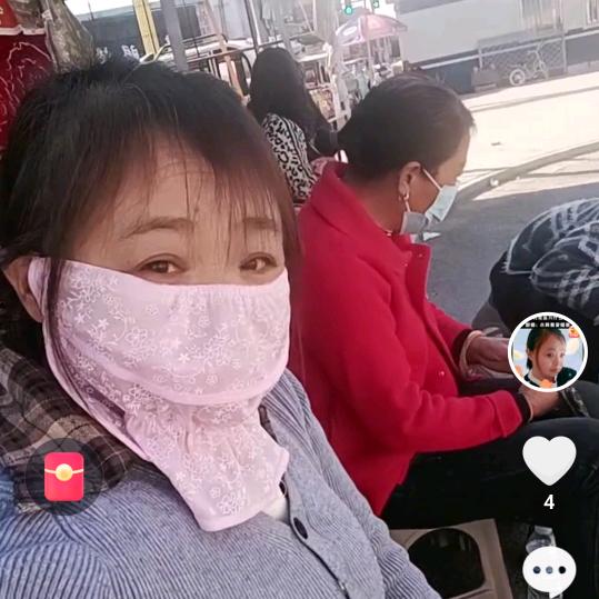 小阿花爱唱歌