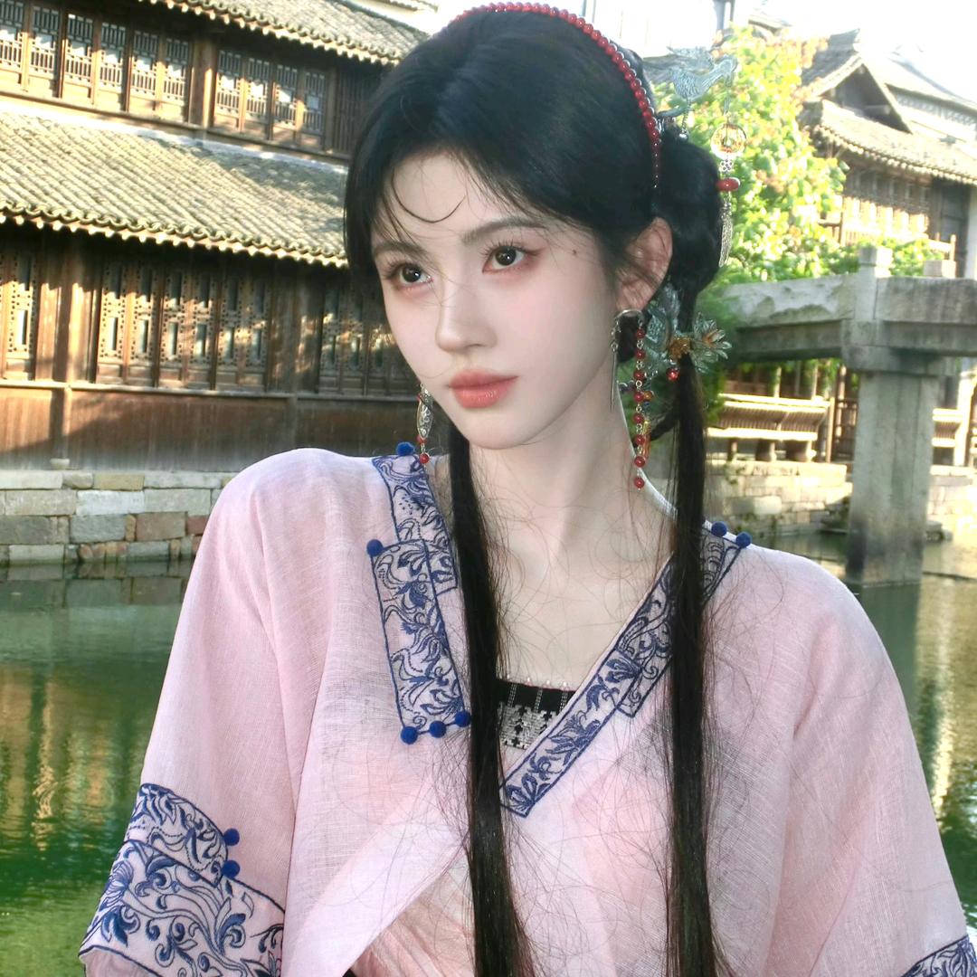 姜黎非露芜衣阿黛苏绿夏