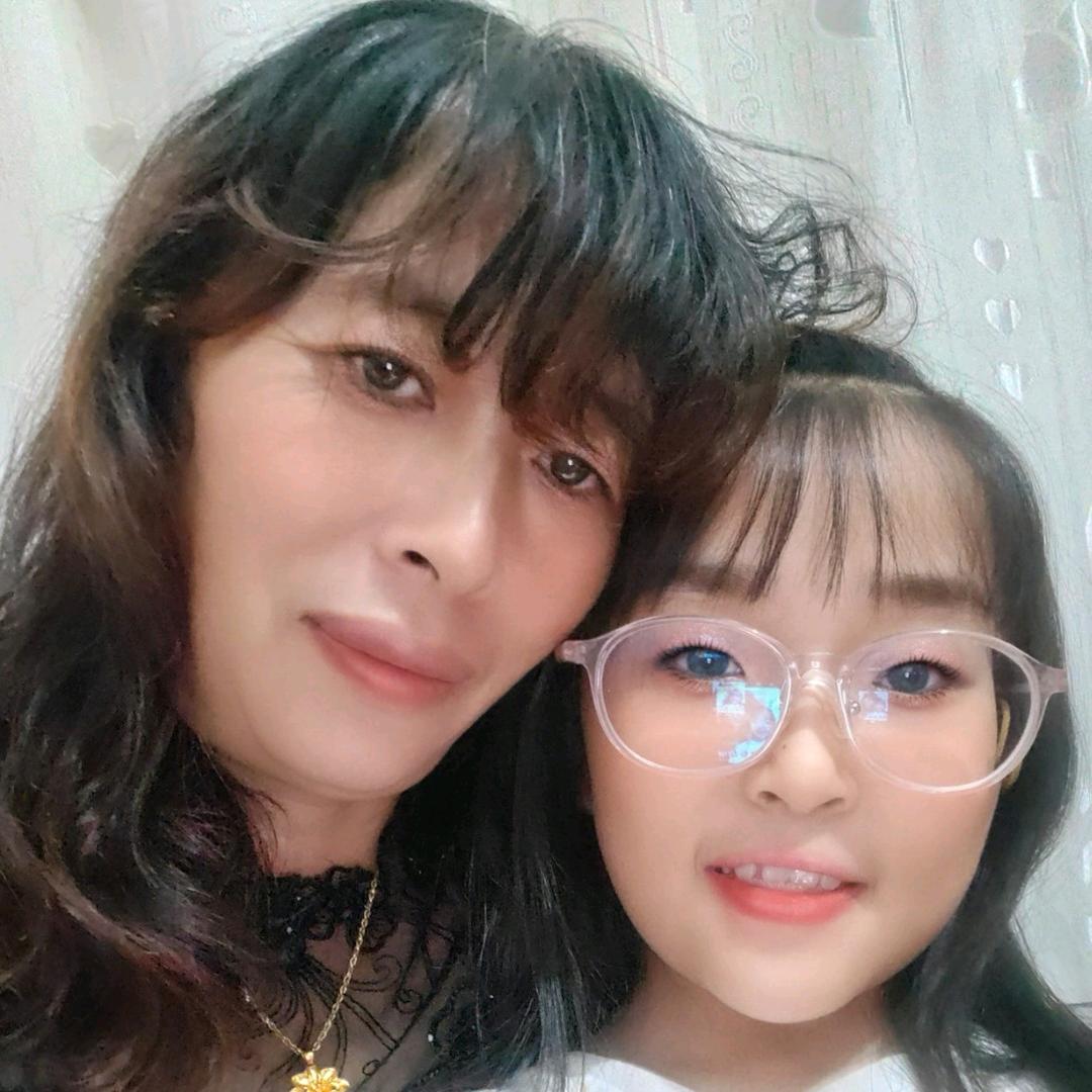 小胖妞🌹🌹🌹🌹🌹🌹