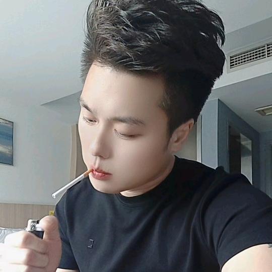 💖爱财(◍•ᴗ•◍)❤先生