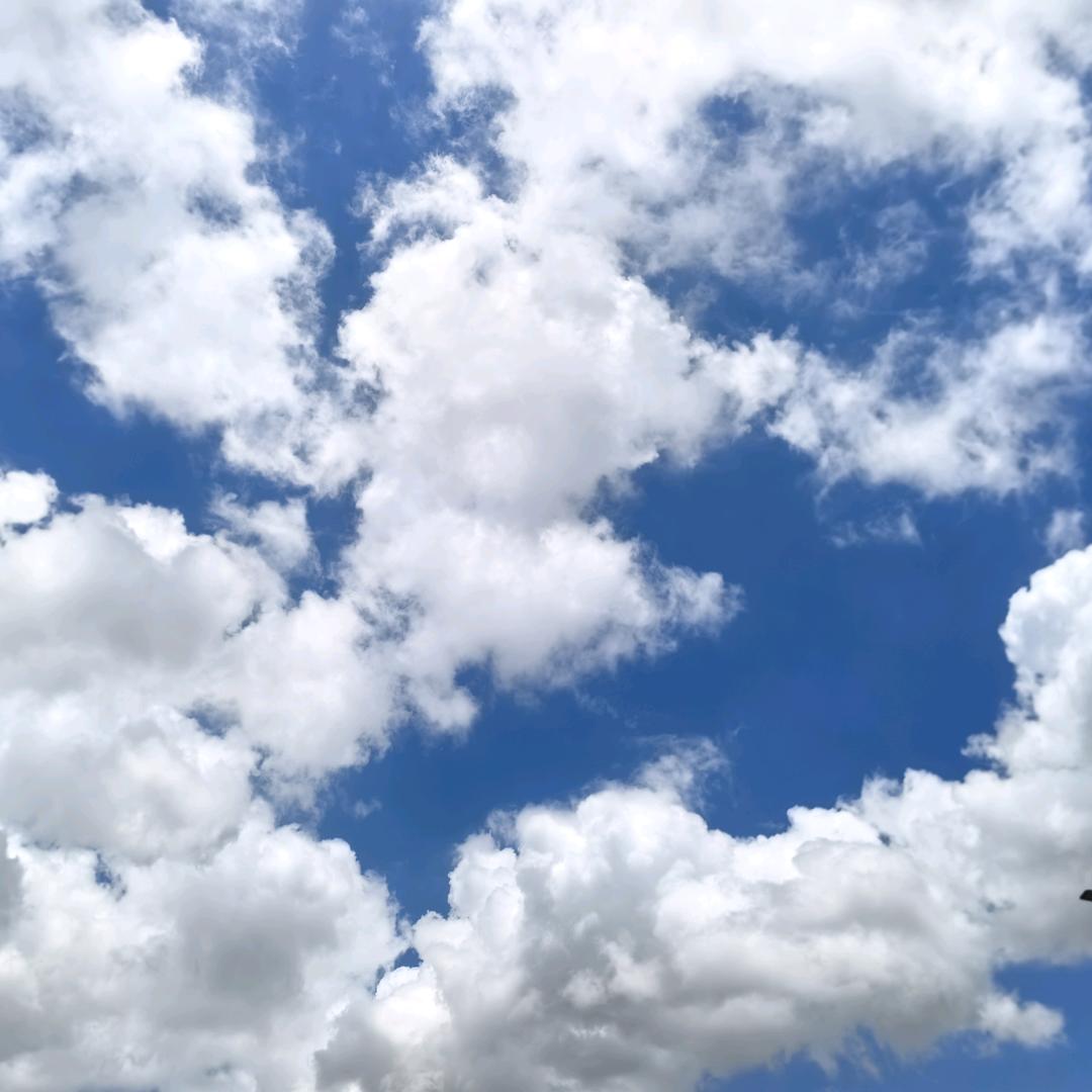 蓝天白云