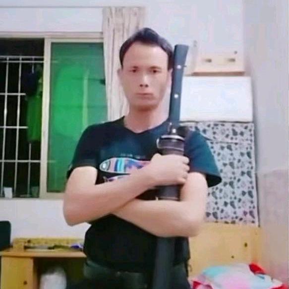 佛山李哥