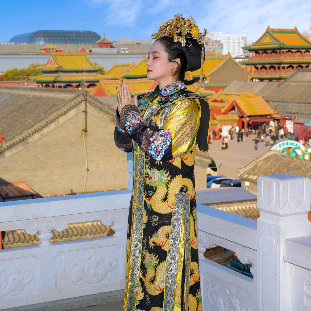 瑷晨