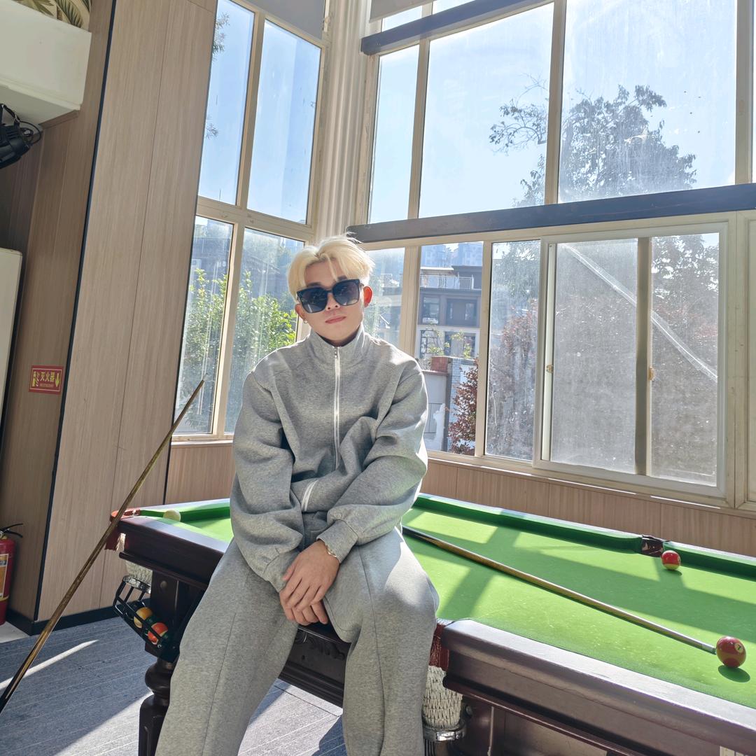 零一SALON首席店长～壹佰