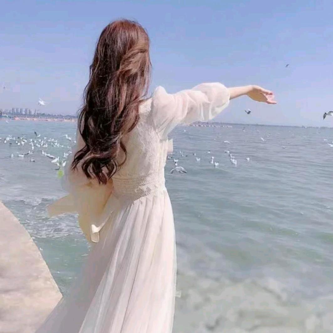 刘姐女装爆爆