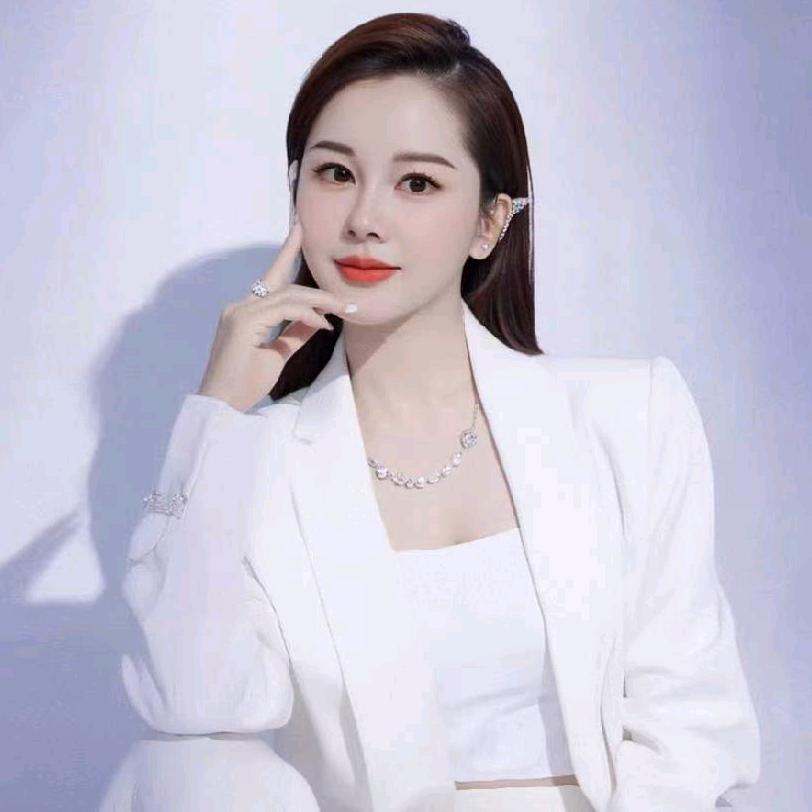 子涵穿搭