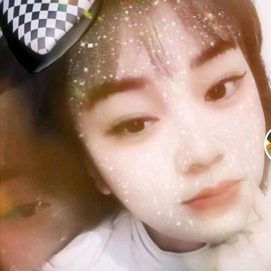 向日葵🌺👩‍❤️‍💋‍👨
