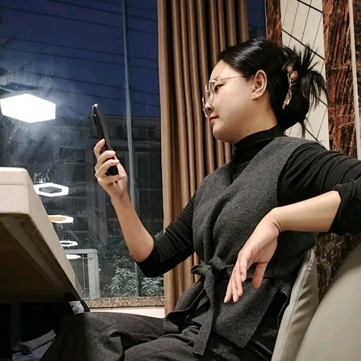 优康宝贝县医院店-周前芬