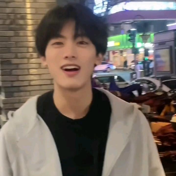 小张小张  有点嚣张