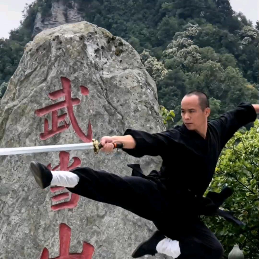 撸起袖子加油干