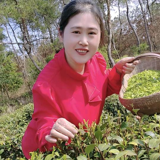 快乐开心快乐每一天雷家二姐