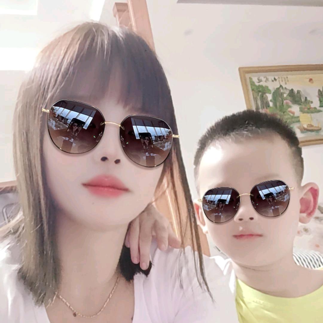 半颗糖。