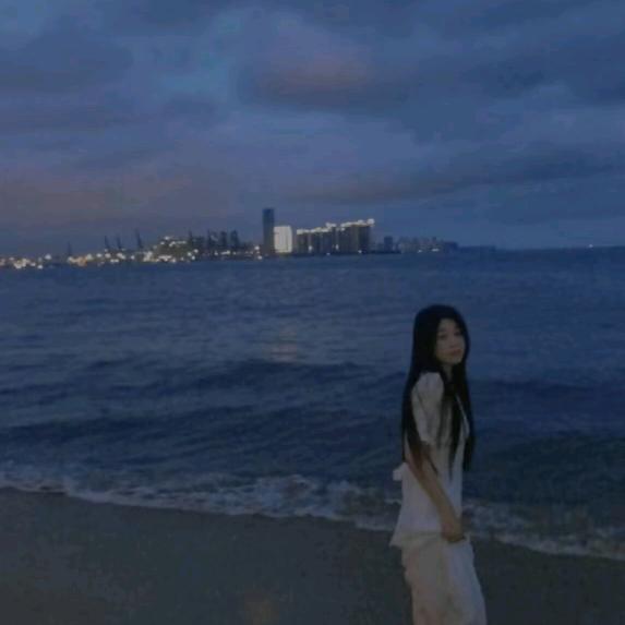 白了个白