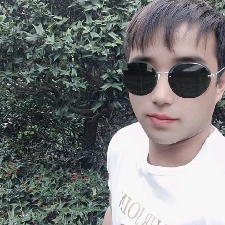 哼着您爱听的歌