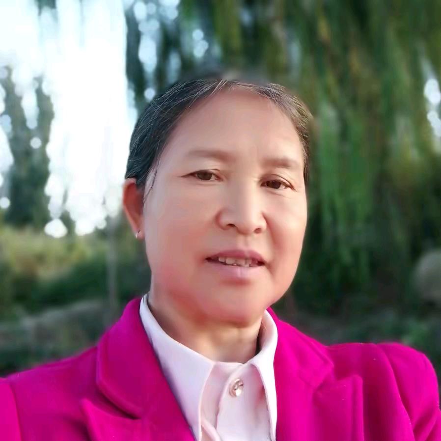 容姐：