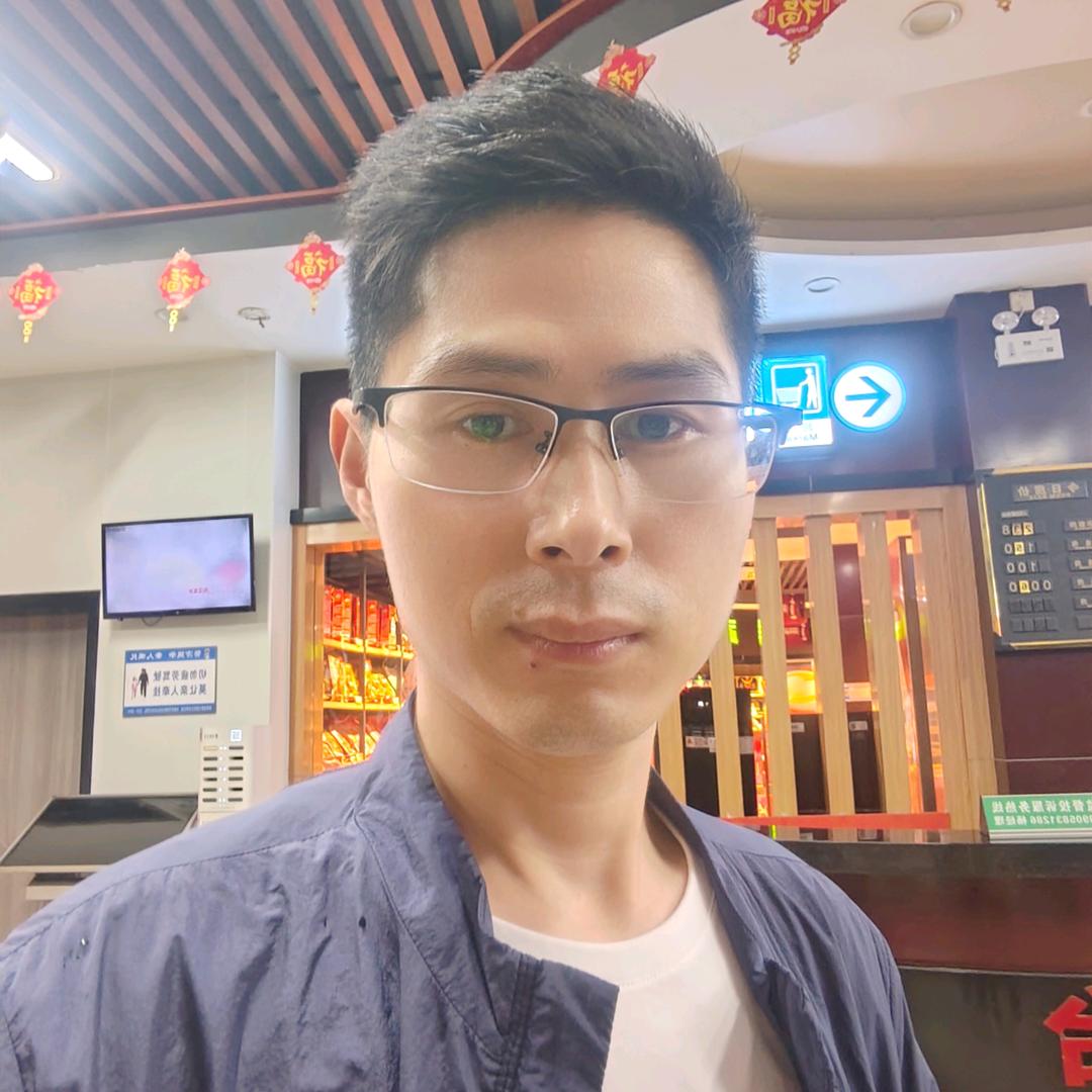 楚阿亮（晩8：30）
