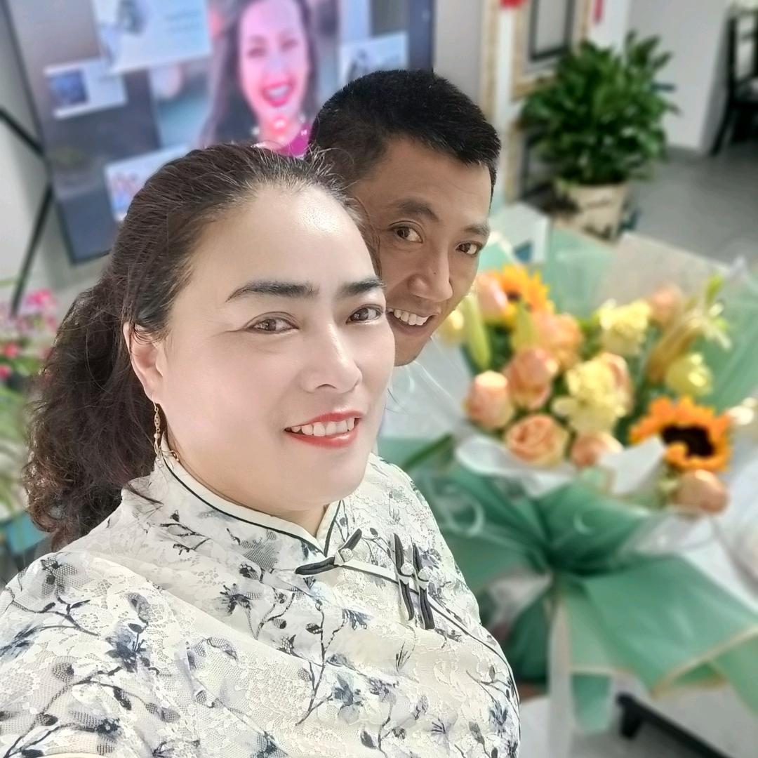 幸福的美姐👪