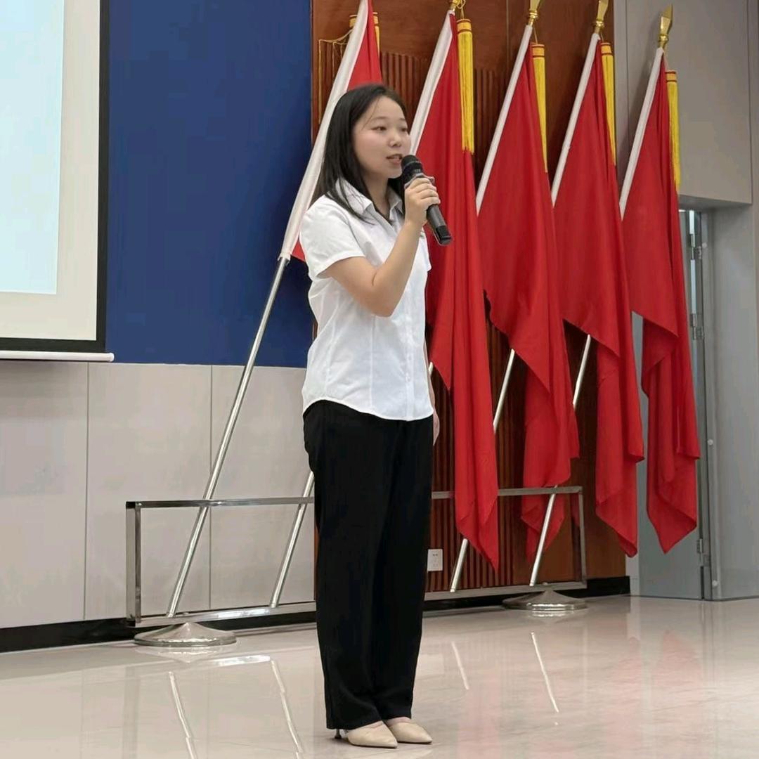 李倩加油干～（期待粉丝破千）
