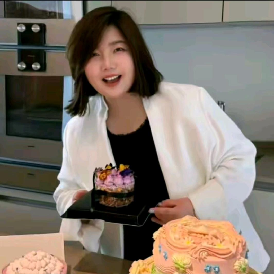 WEIIITEAM魏婷[精选穿搭]