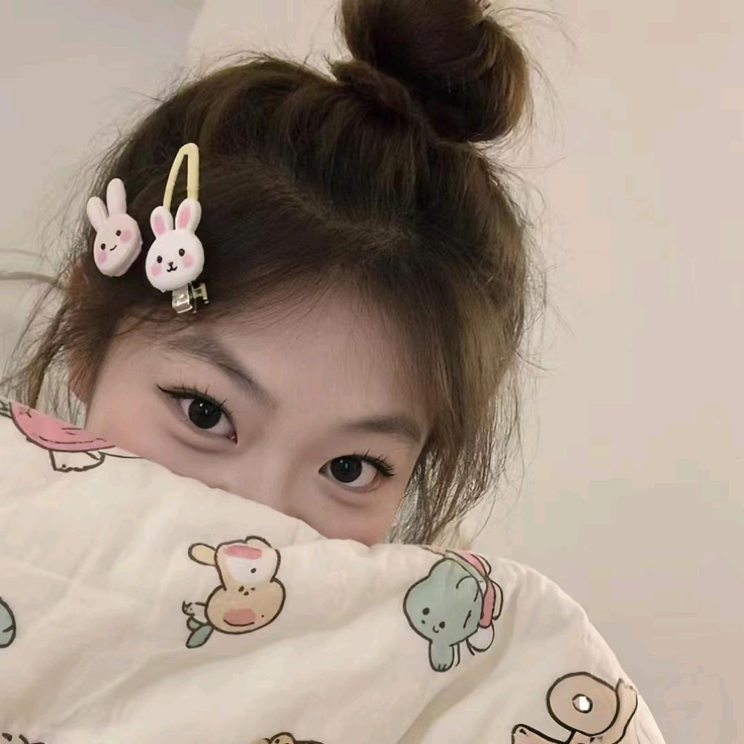 小Y有点歪•᷄ࡇ•᷅
