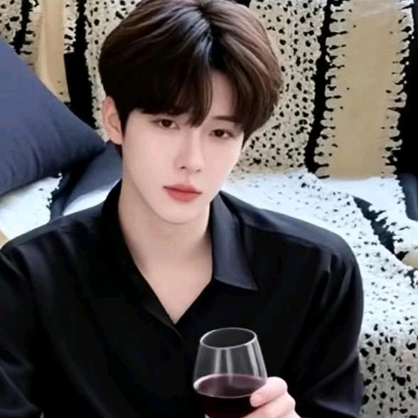 修缘满先生🐎出征