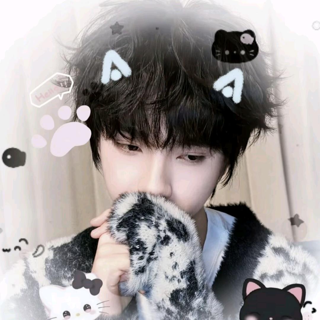 ⊹꙳ 轩味橹煮 ̖́- ᐝ