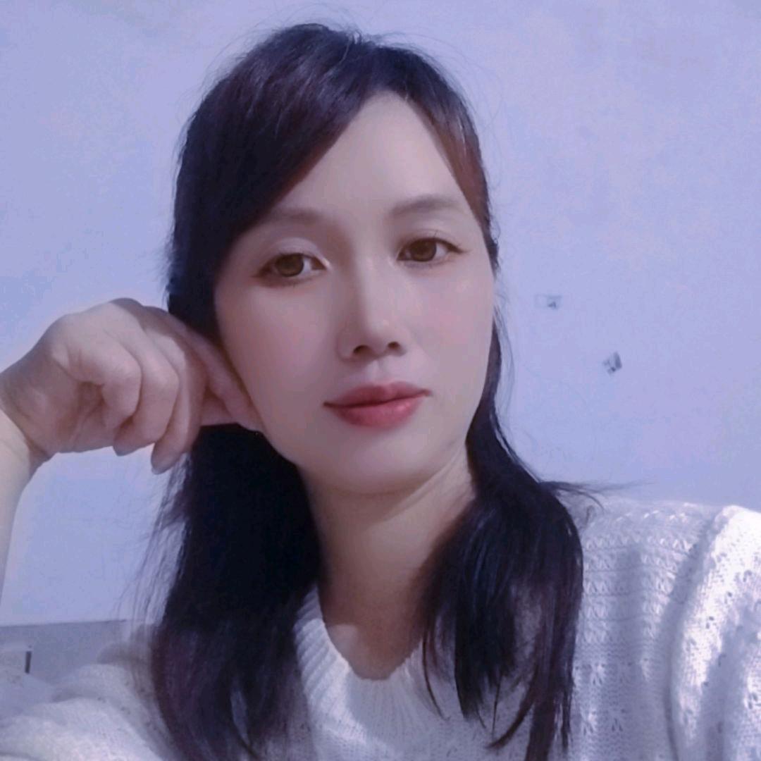 英子