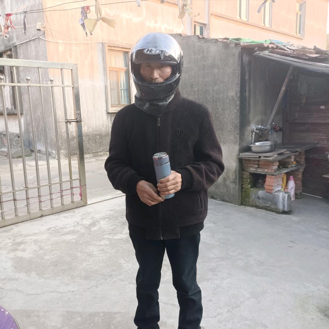 舞情哥，早5点10分《安徽六安》