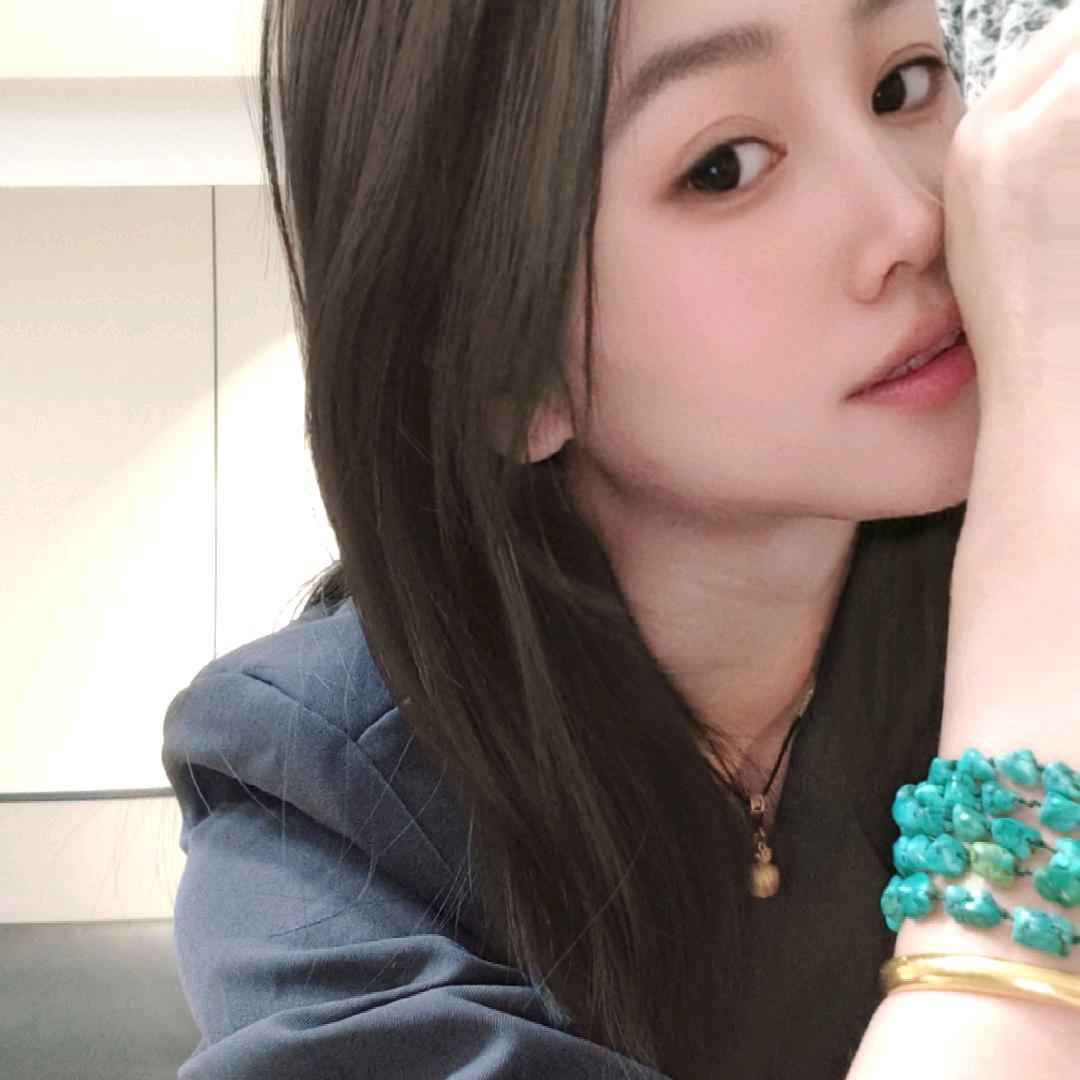楼.L