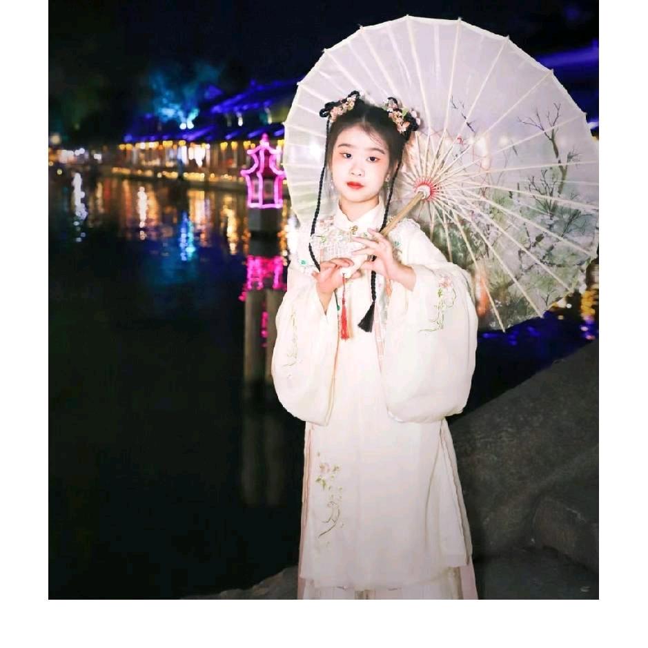 搀扶
